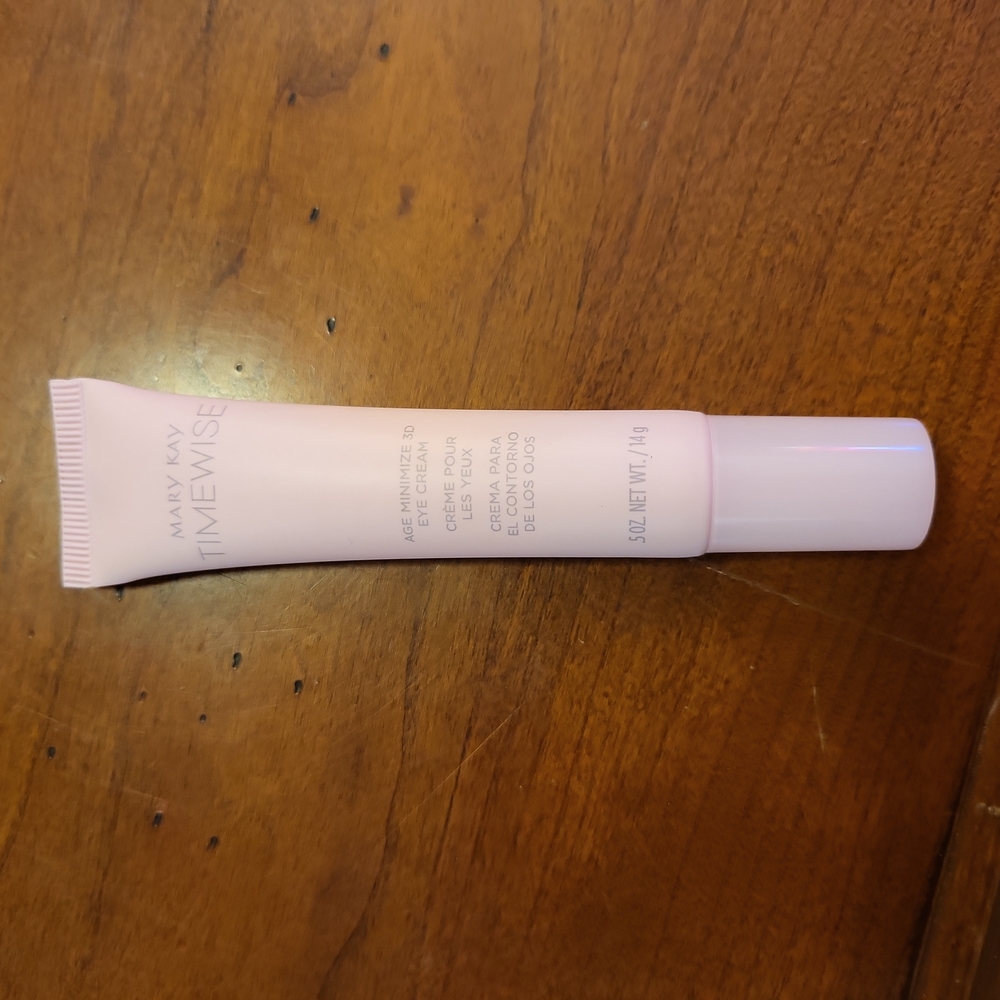 Mary Kay Timewise Age minimize 3-D Eye Cream